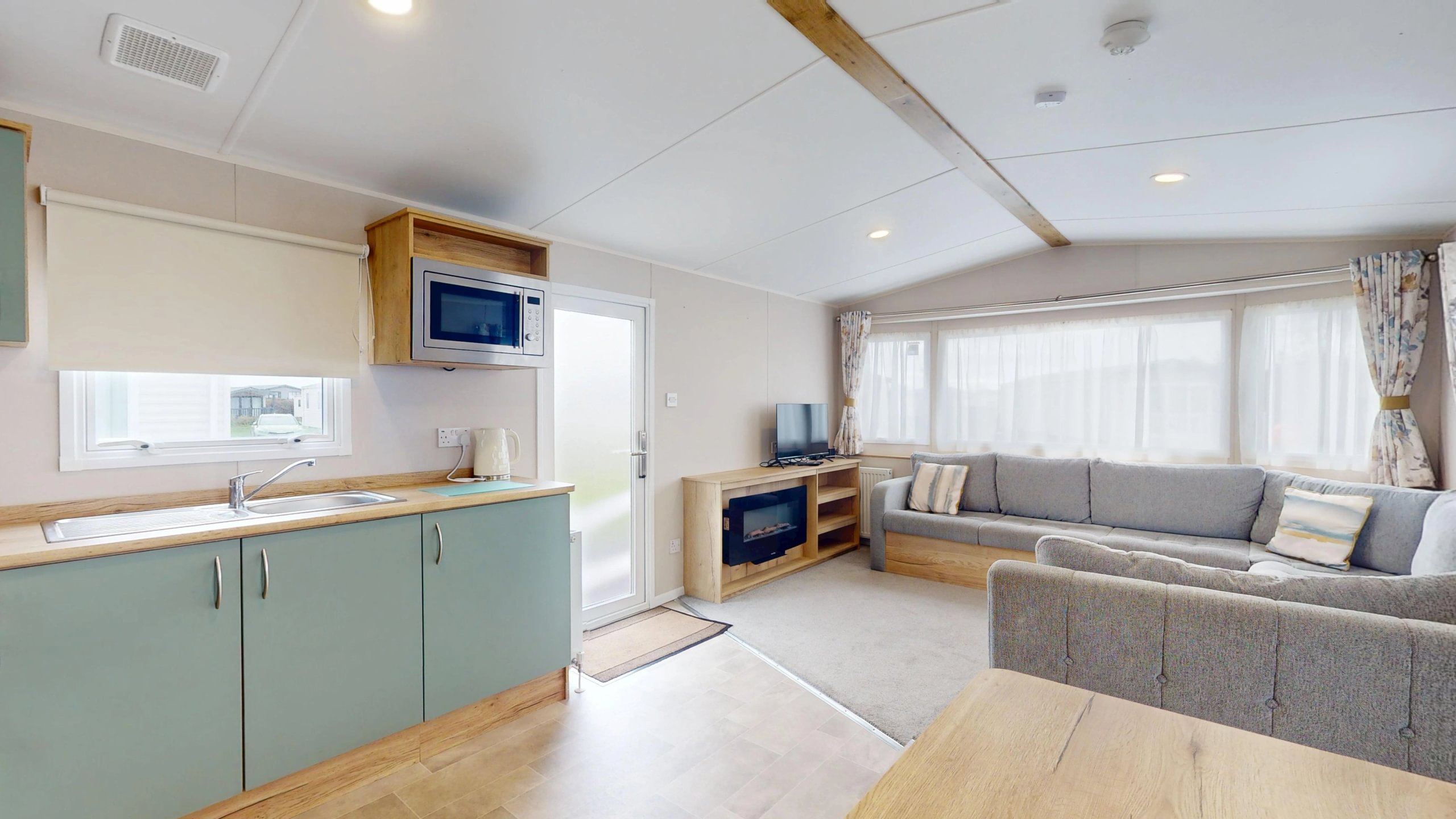 bronze-2-bedroom-caravan-pw35-10192025_212946-large